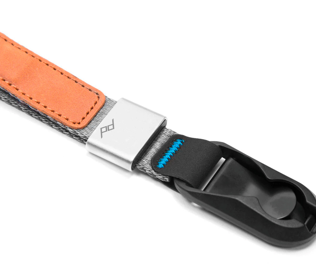 Ремень на запястье Peak Design Cuff, серебристый (Ash)