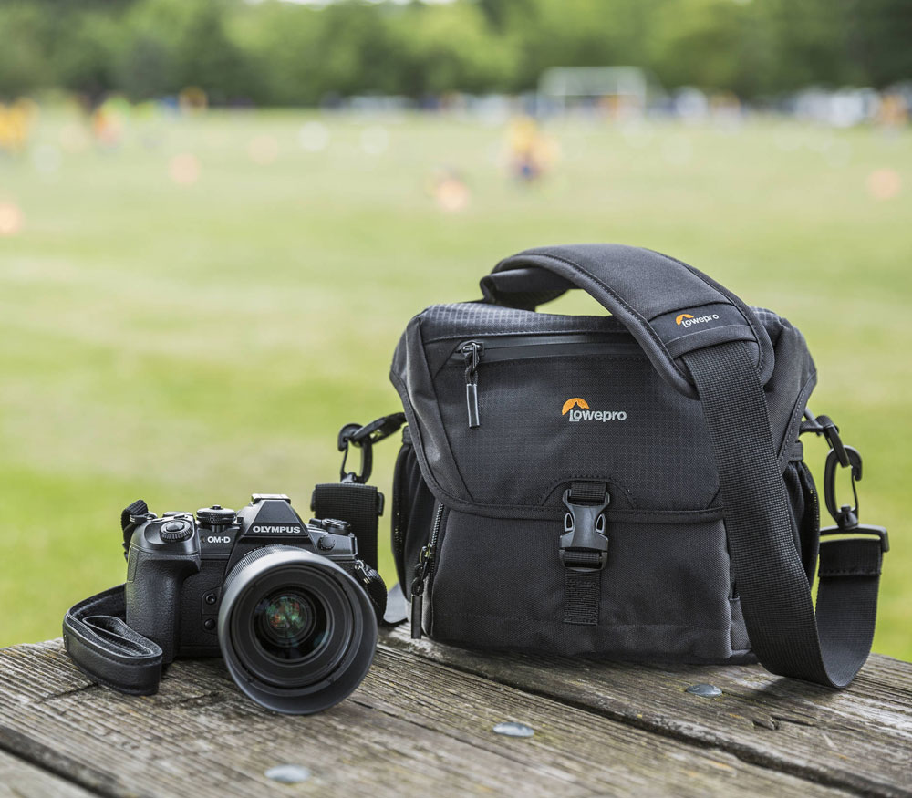 Сумка Lowepro Nova 170 AW II