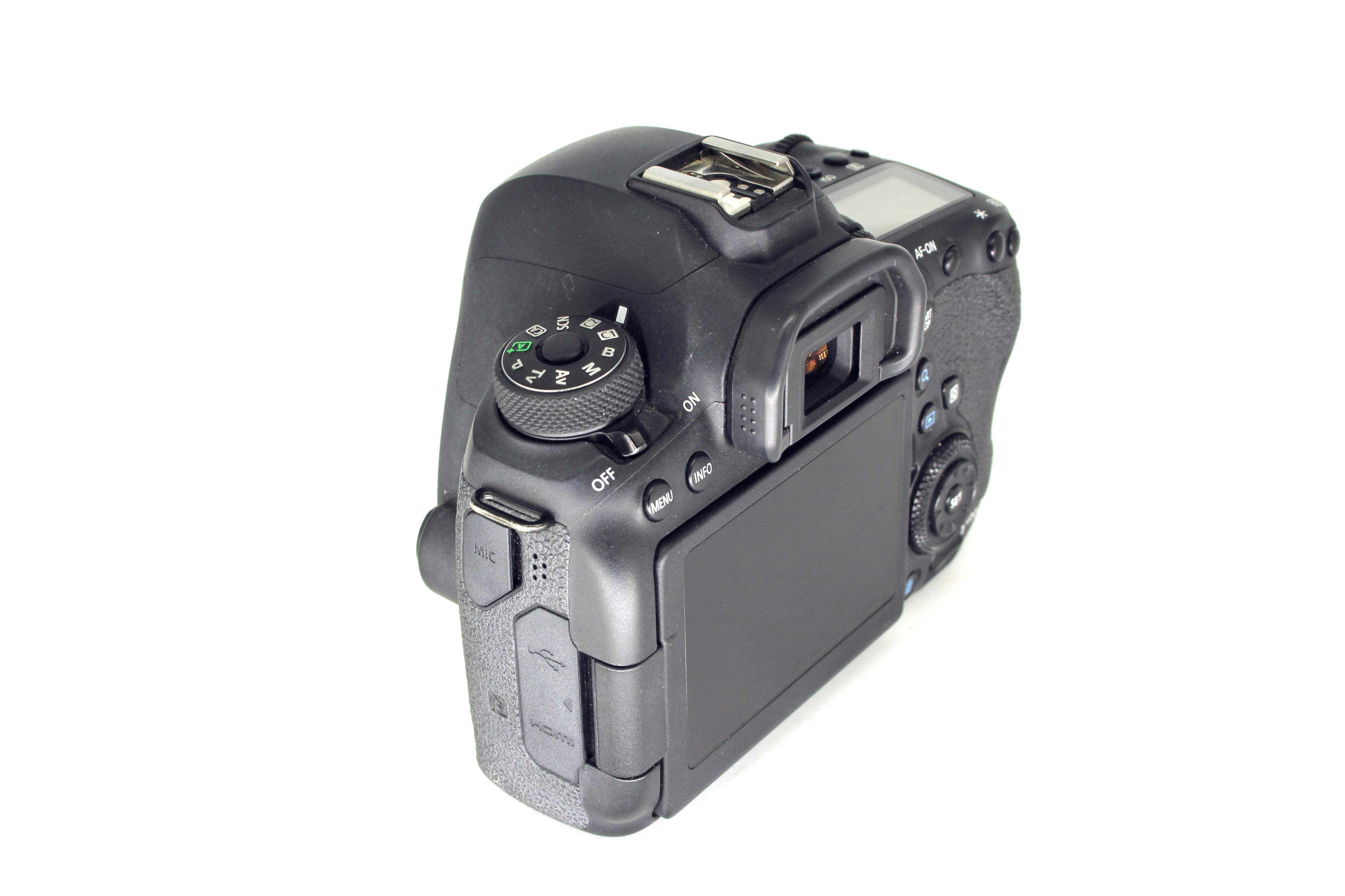 Зеркальный фотоаппарат Canon EOS 6D Mark II body (состояние 4) (б/у)