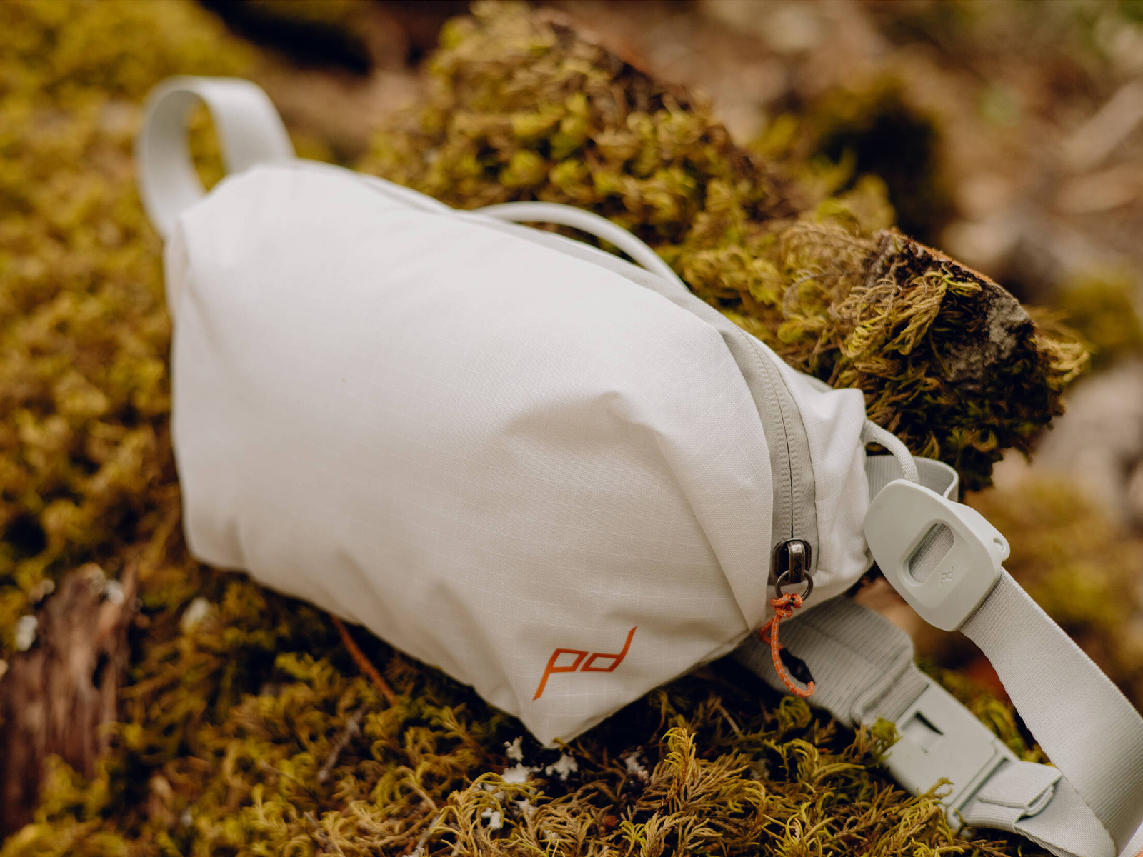 Сумка-слинг Peak Design Outdoor Sling 2L, цвет Cloud