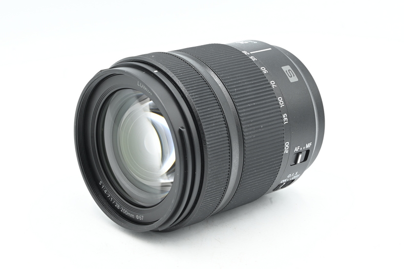 Объектив Panasonic Lumix S 28-200mm f/4-7.1 Macro O.I.S. (состояние 5) (б/у)