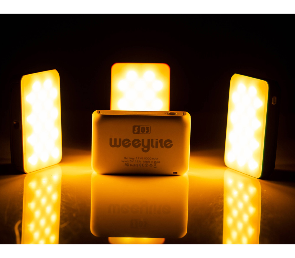 Осветитель Viltrox Weeylite S03, светодиодный, 2800-6800К, RGB, 4 Вт, синий