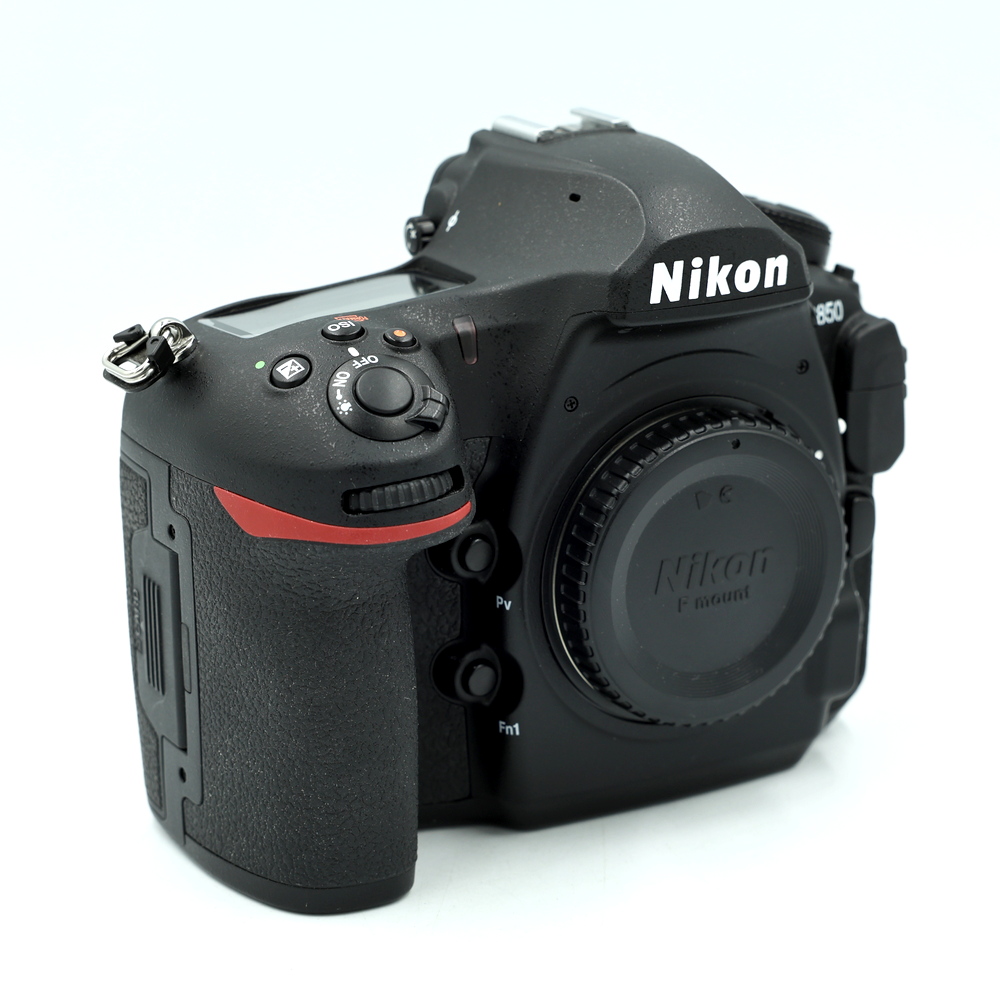 Зеркальный фотоаппарат Nikon D850 Body (состояние 5-) (б/у)