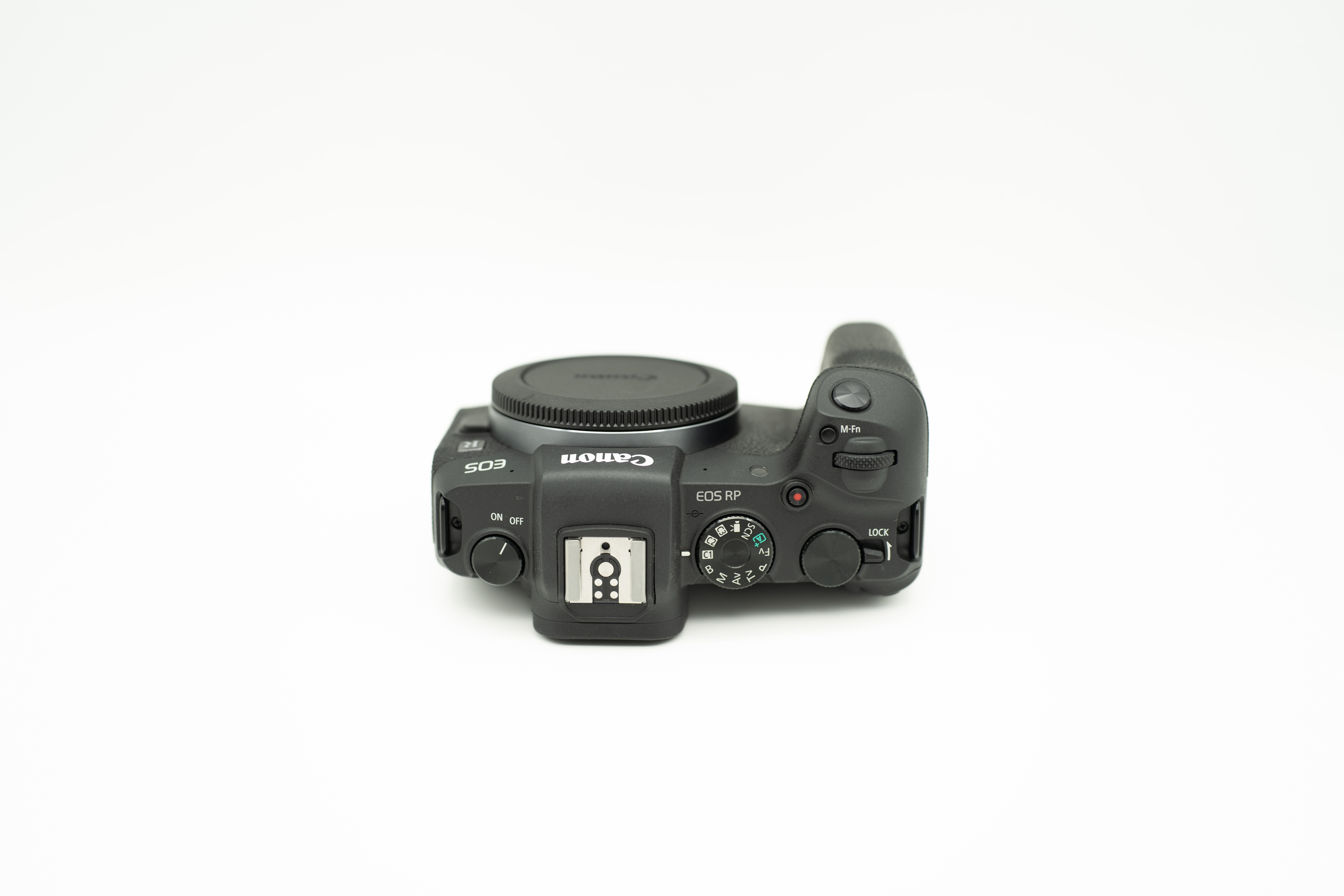 Беззеркальный фотоаппарат Canon EOS RP Body (состояние 5) (б/у)