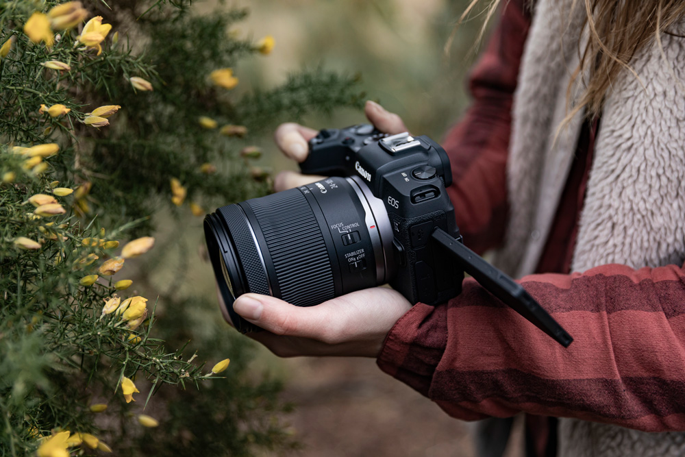 Беззеркальный фотоаппарат Canon EOS RP Kit RF 24-105mm f/4-7.1 IS STM