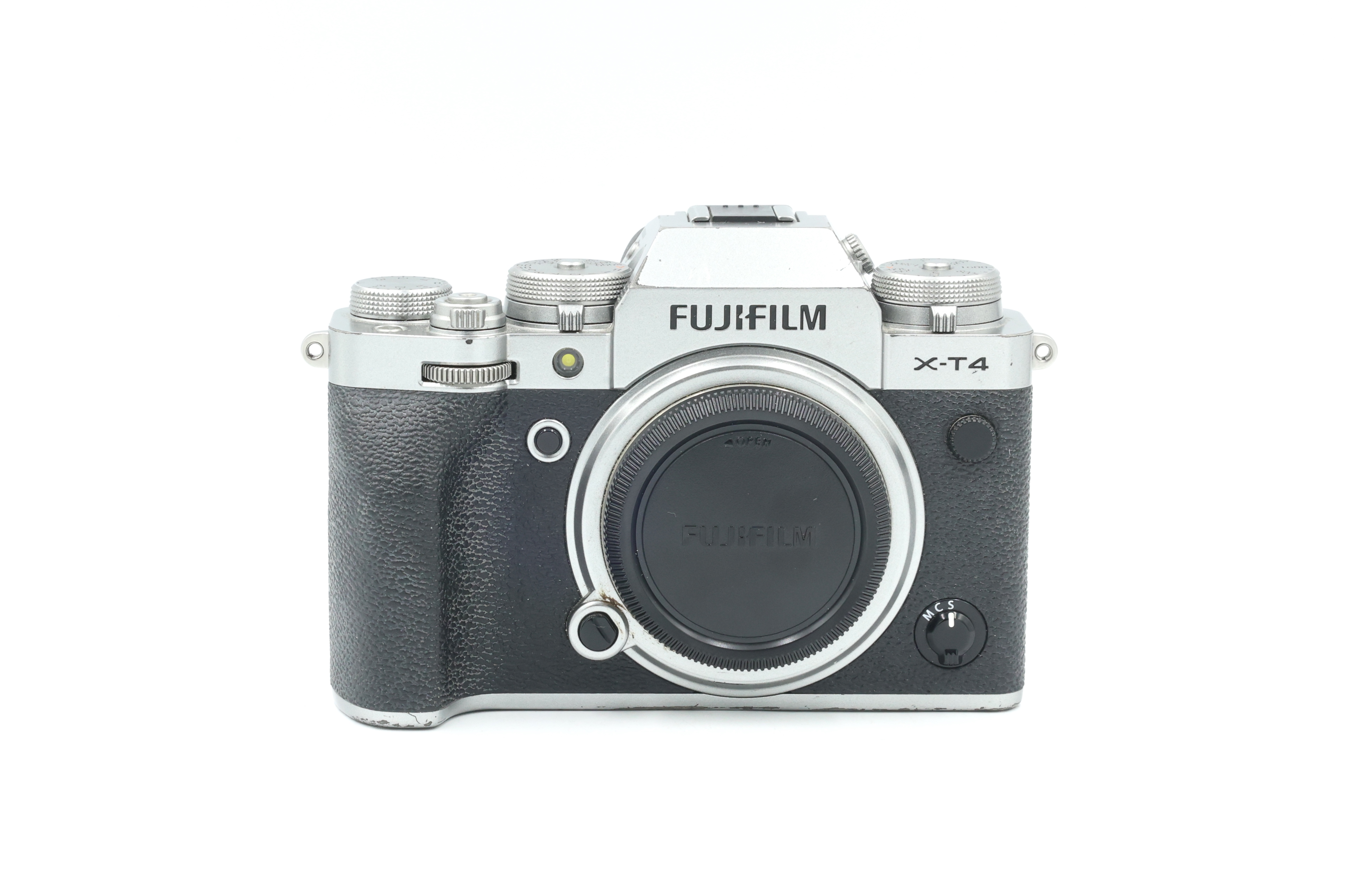 Беззеркальный фотоаппарат Fujifilm X-T4 Body, серебристый (состояние 4) (б/у)