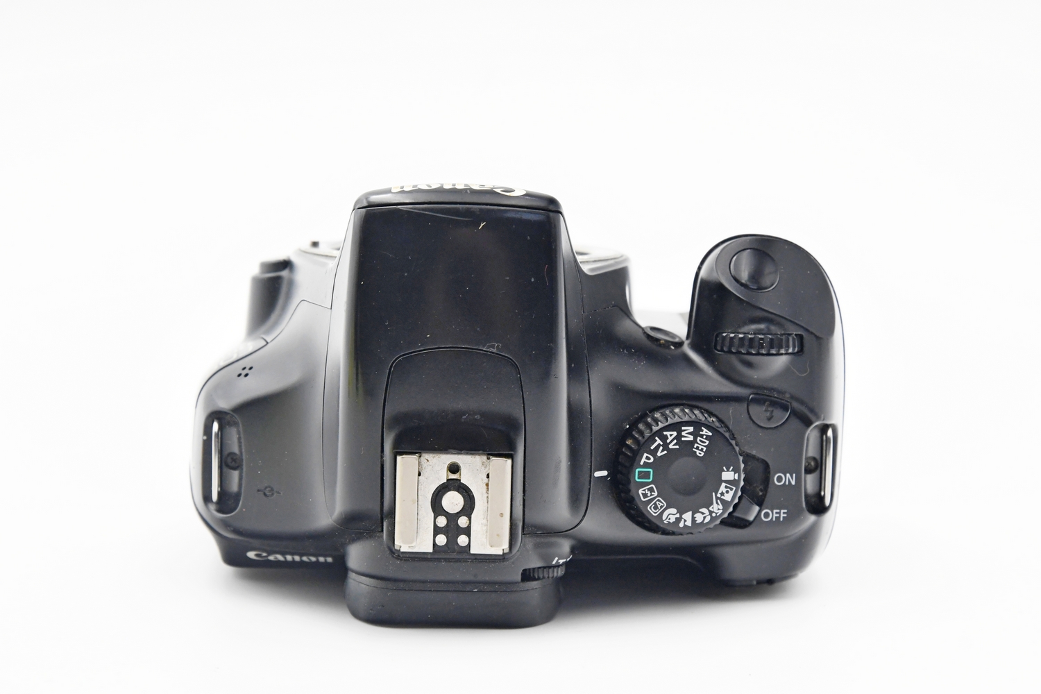 Зеркальный фотоаппарат Canon EOS 1100D Body (состояние 3) (б/у)