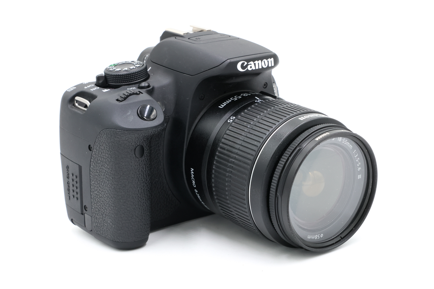 Зеркальный фотоаппарат Canon EOS 700D Kit EF-S 18-55mm f/3.5-5.6 III (состояние 5-) (б/у)