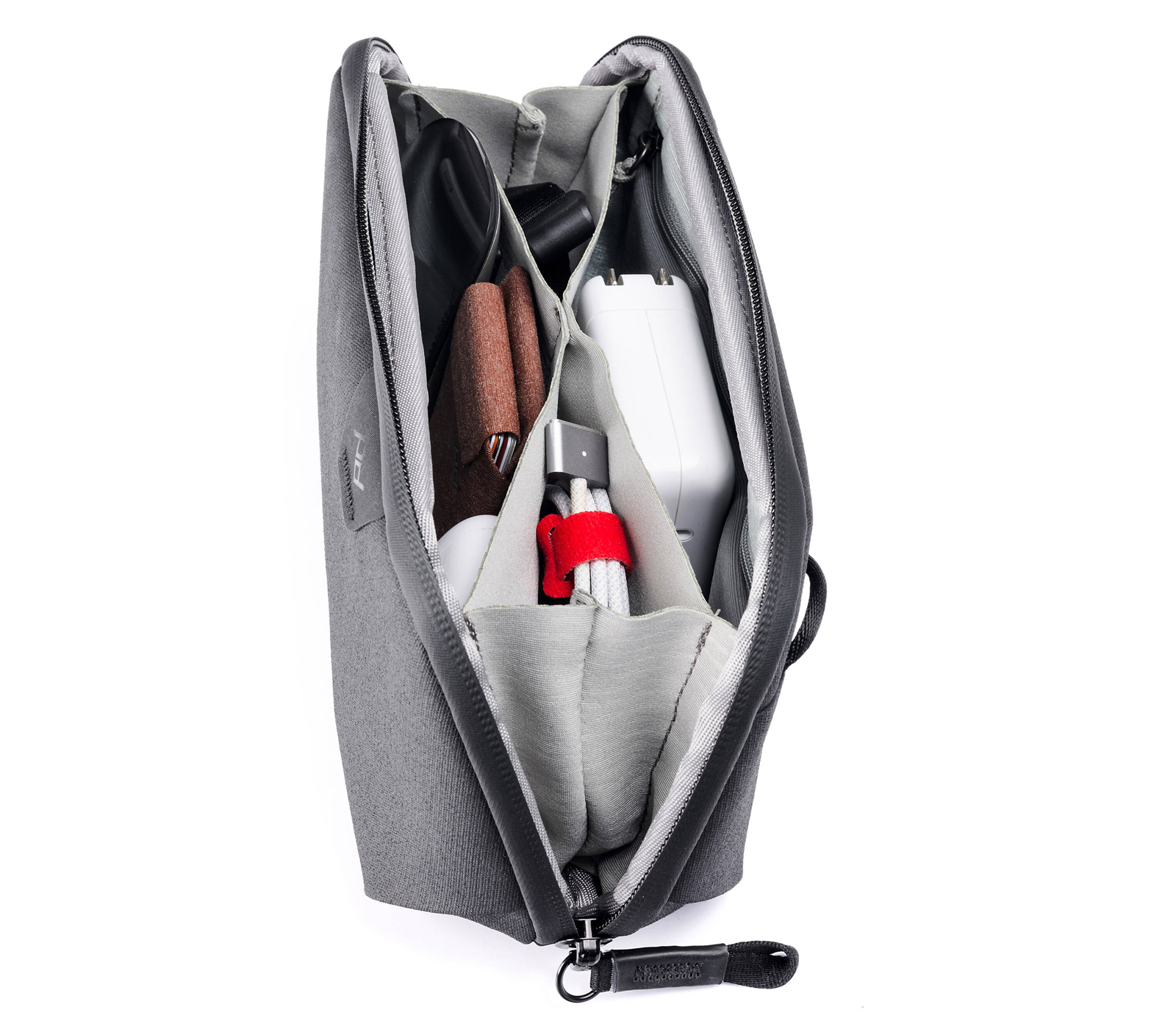 Чехол Peak Design Tech Pouch Small, цвет Charcoal, для аксессуаров