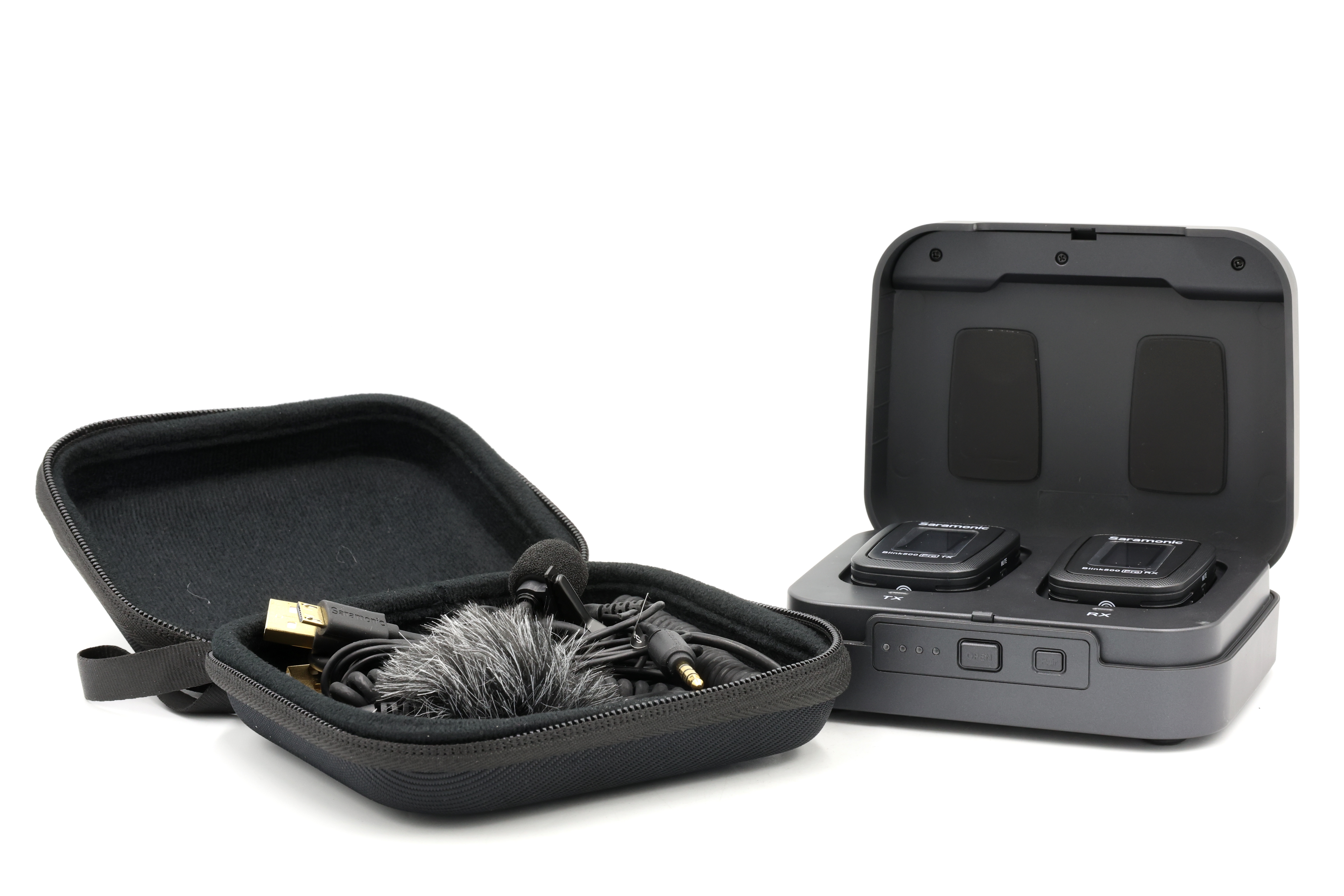 Беспроводной микрофон Saramonic Blink500 Pro B1: приемник, передатчик, зарядный кейс (состояние 4) (б/у)
