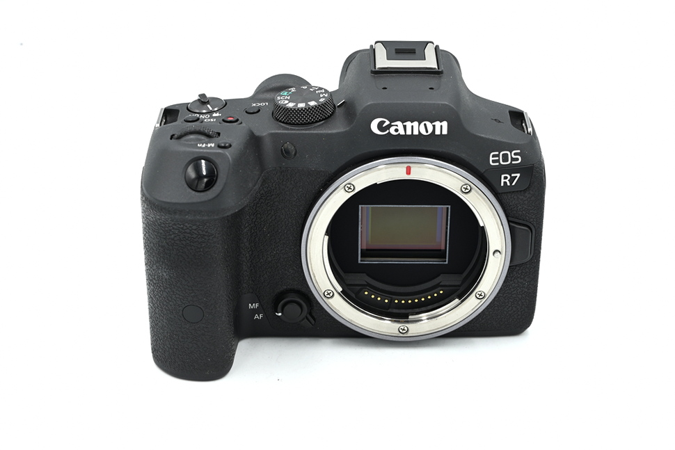 Беззеркальный фотоаппарат Canon EOS R7 Body (состояние 5) (б/у)