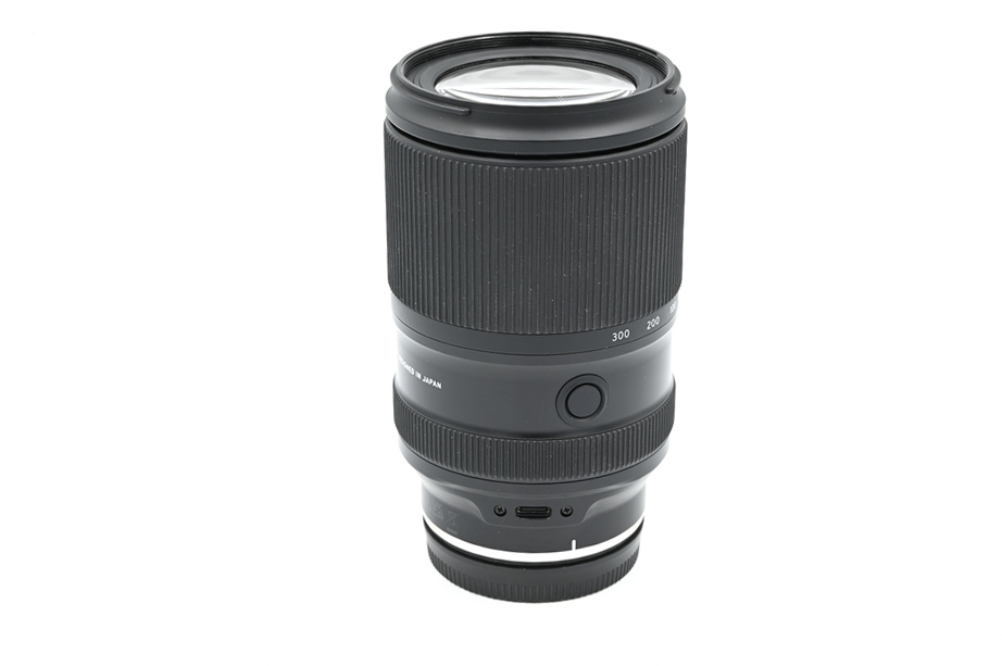 Объектив Tamron 28-300mm f/4-7.1 Di III VC VXD Sony E (состояние 5) (б/у)