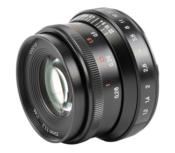 Объектив 7Artisans 35mm f/1.2 II Fujifilm X, черный