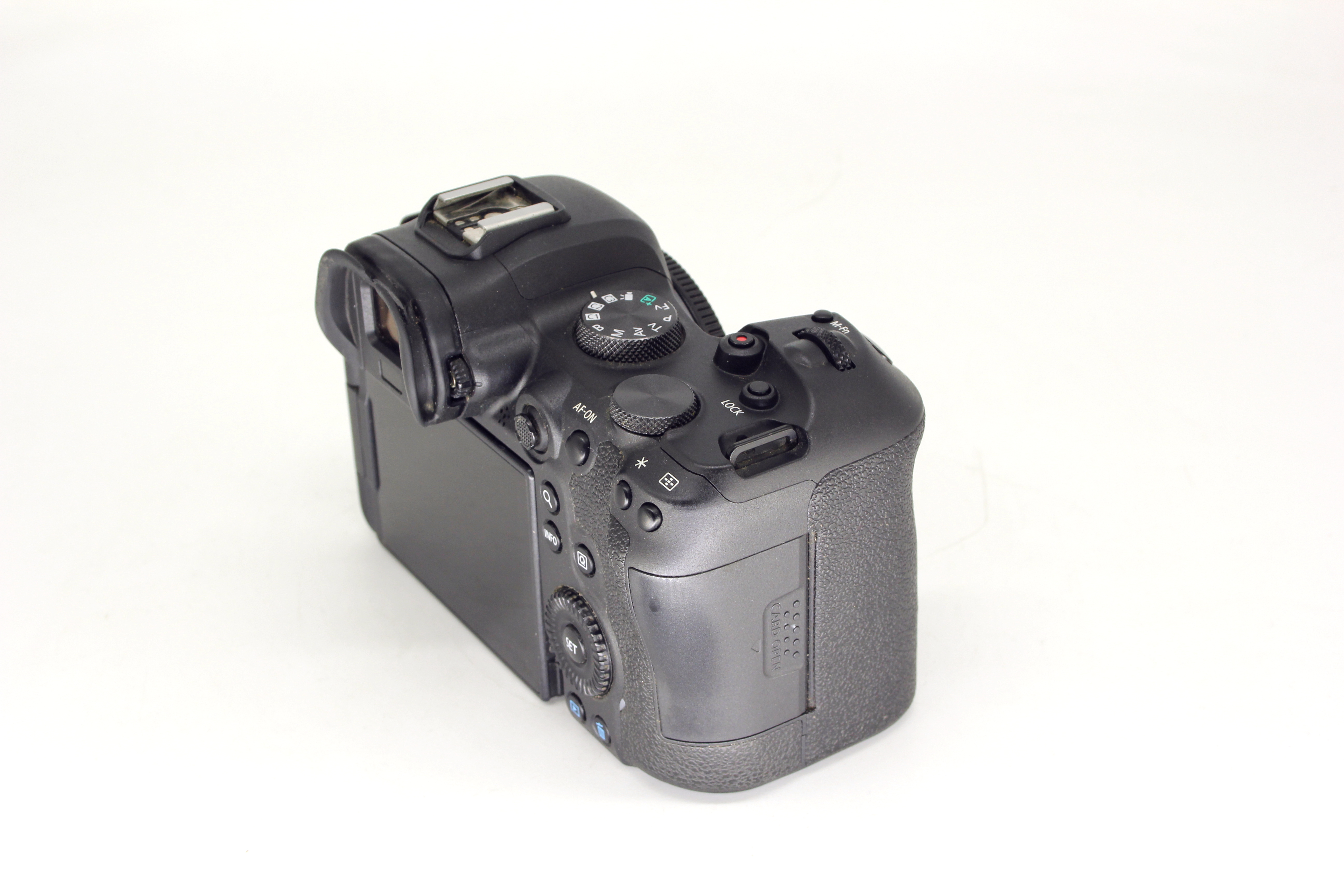 Беззеркальный фотоаппарат Canon EOS R6 body (состояние 4-) (б/у)