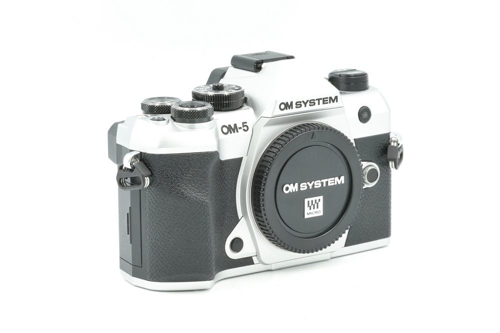 Беззеркальный фотоаппарат OM System OM-5 Mark II Body, серебристый (состояние 5) (б/у)