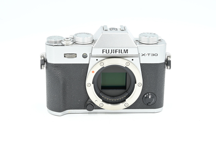 Фотокамера Fujifilm X-T30 II Body Silver - с.н. 15220 (1тыс, состояние 5-) (б/у)