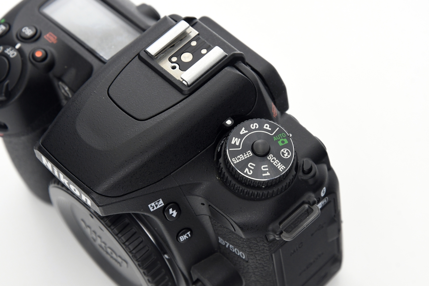 Зеркальный фотоаппарат Nikon D7500 Body (состояние 5) (б/у)