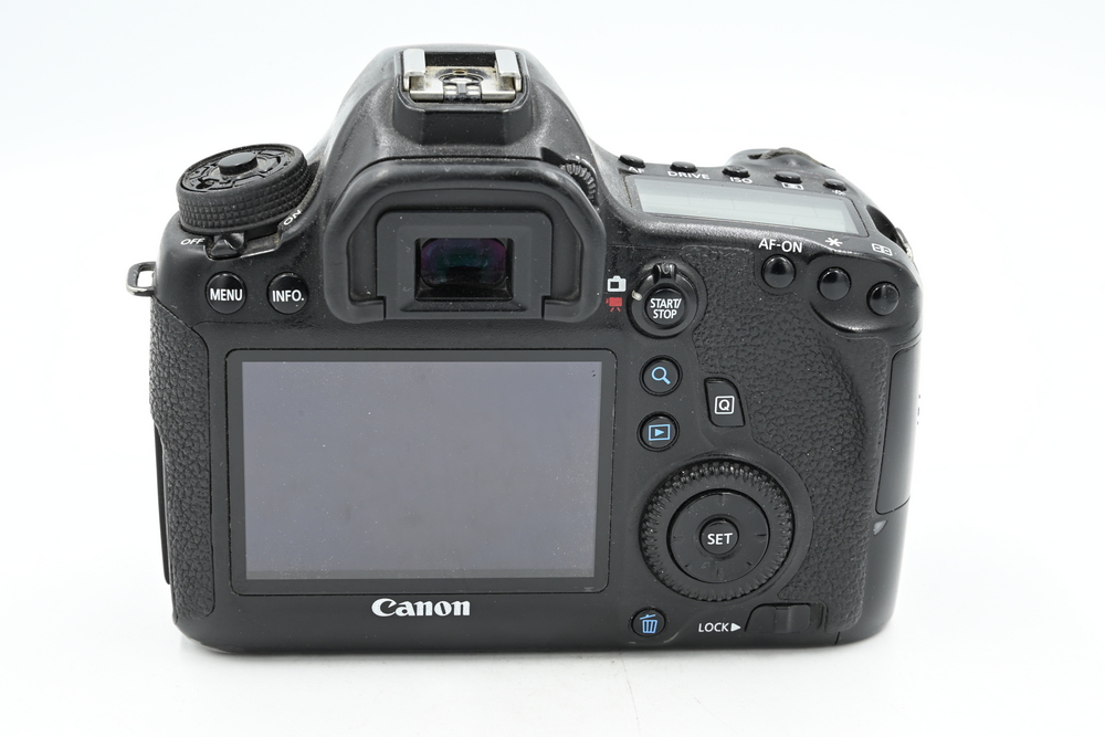 Зеркальный фотоаппарат Canon EOS 6D Body (состояние 4) (б/у)