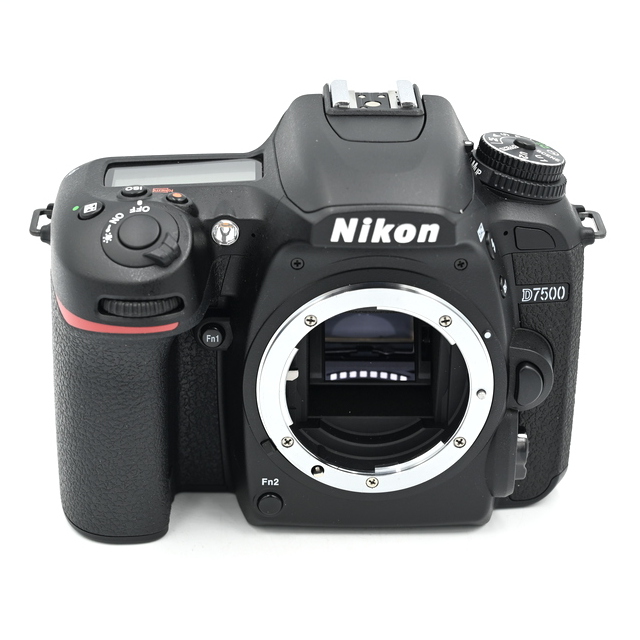 Зеркальный фотоаппарат Nikon D7500 Body (состояние 5) (б/у)