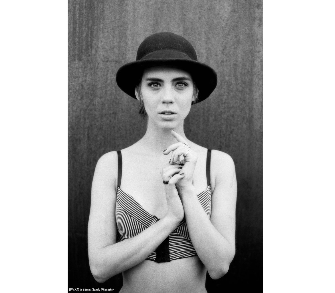 Фотопленка CineStill bwXX double-X (ISO 250) 135, 36 кадров