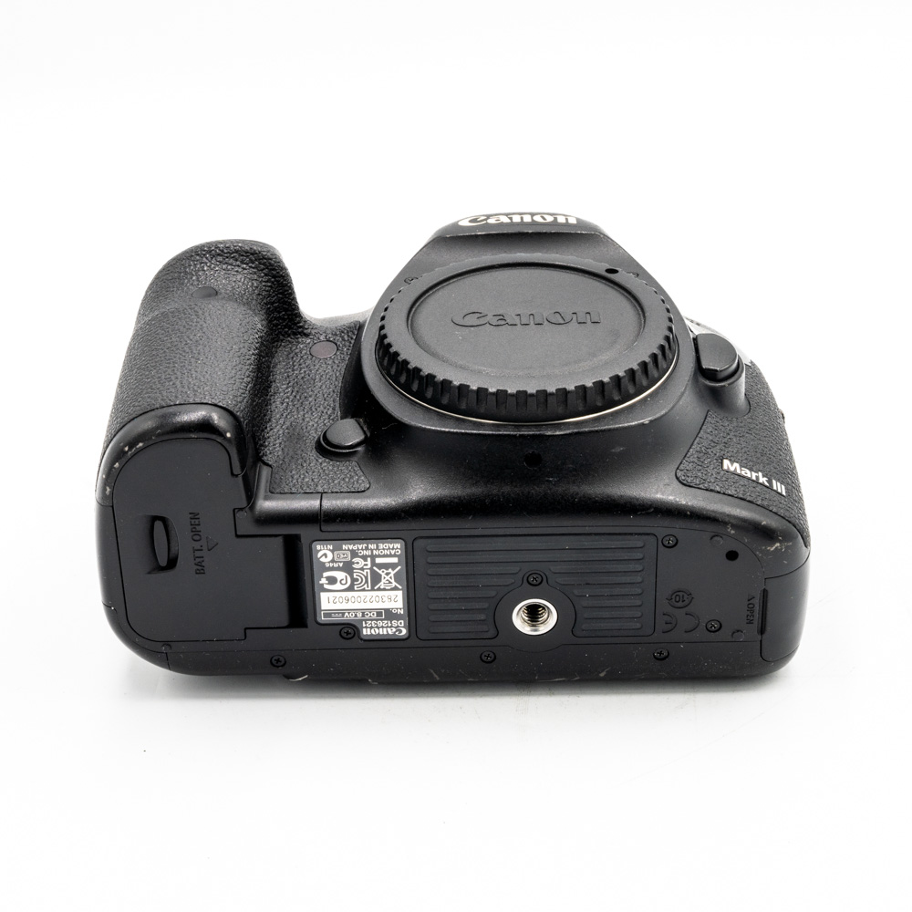 Зеркальный фотоаппарат Canon EOS 5D Mark III Body (состояние 4) (б/у)