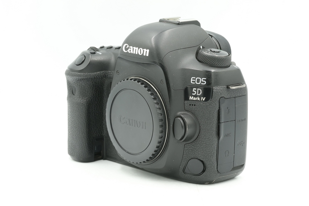 Зеркальный фотоаппарат Canon EOS 5D Mark IV Body (состояние 4) (б/у)