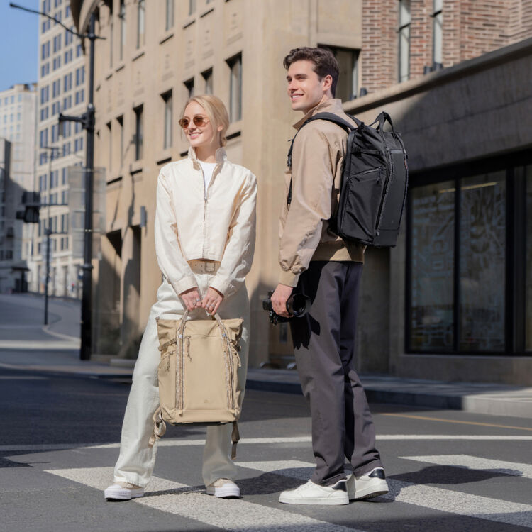 Рюкзак PGYTECH OneGo Roamer Tote Backpack 18L, цвет: Sand Khaki
