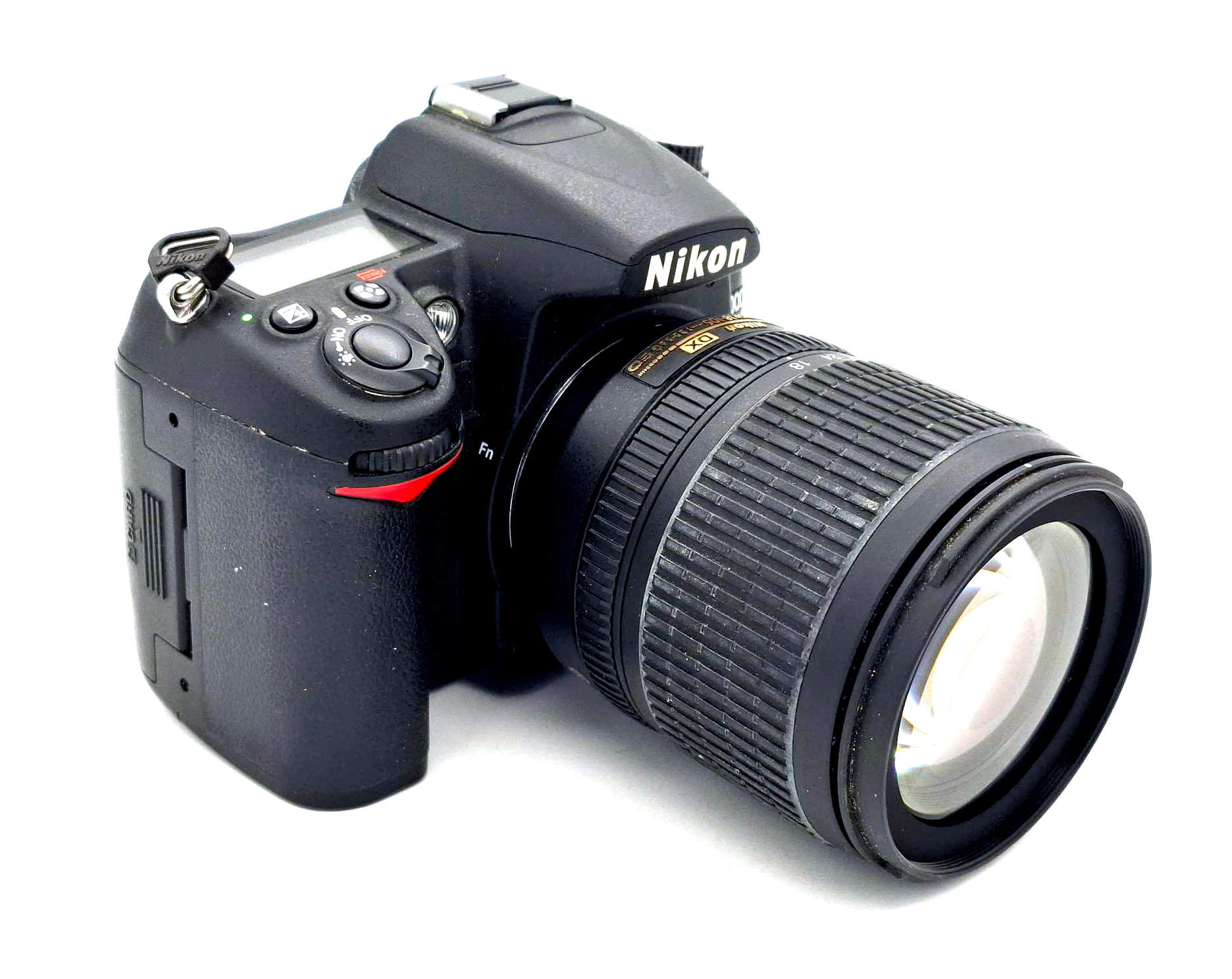 Зеркальный фотоаппарат Nikon D7000 Kit AF-S 18-105mm f/3.5-5.6G VR (состояние 4-) (б/у)