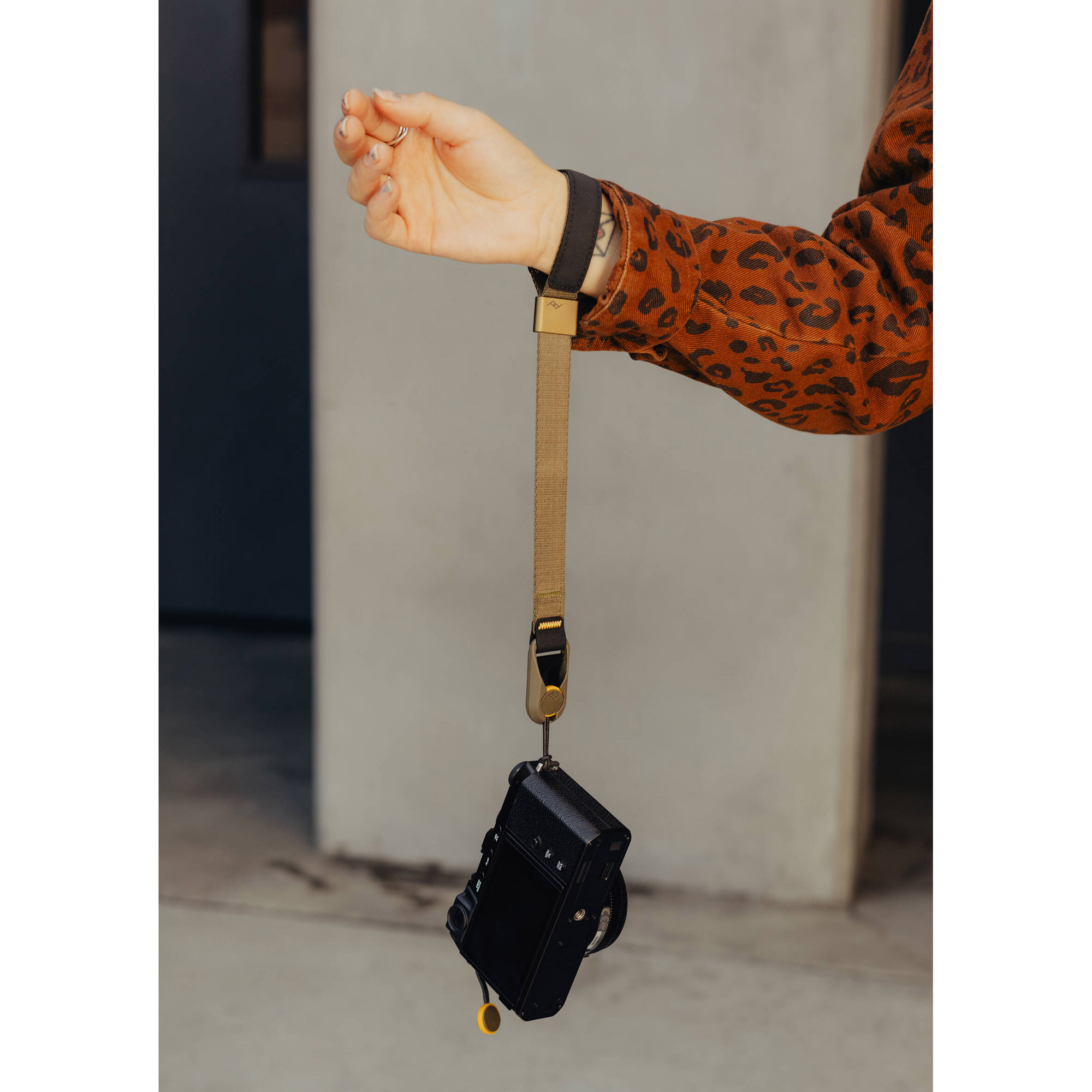 Ремень на запястье Peak Design Cuff, цвет Kelp, оливковый