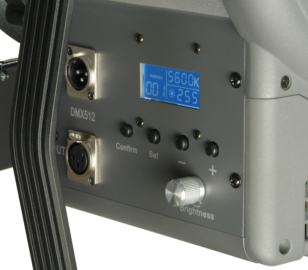 Осветитель GreenBean Fresnel 150 LED X3 DMX, 150 Вт, 5600 К