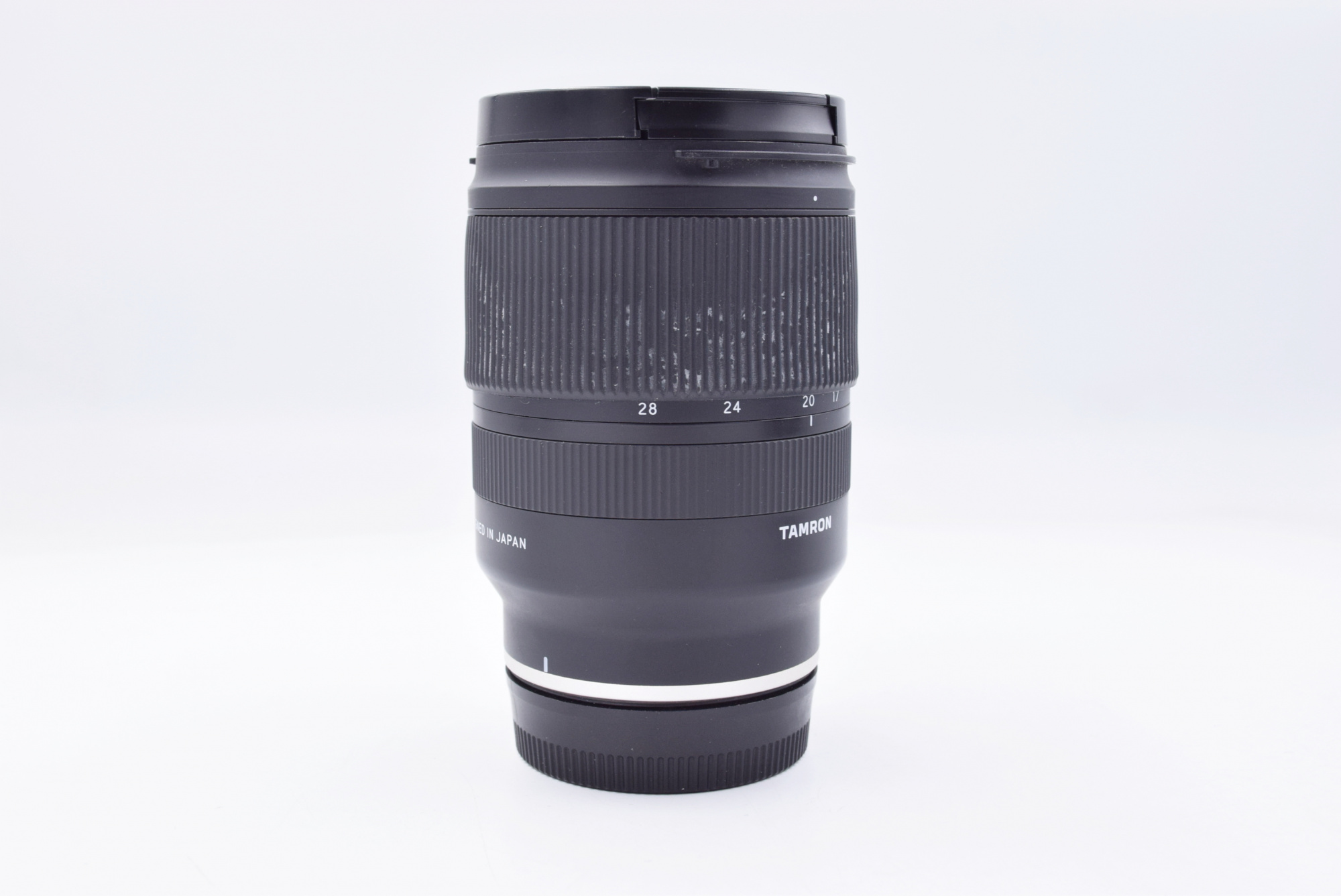 Объектив Tamron 17-28mm f/2.8 Di III RXD E-Mount (состояние 4) (б/у)