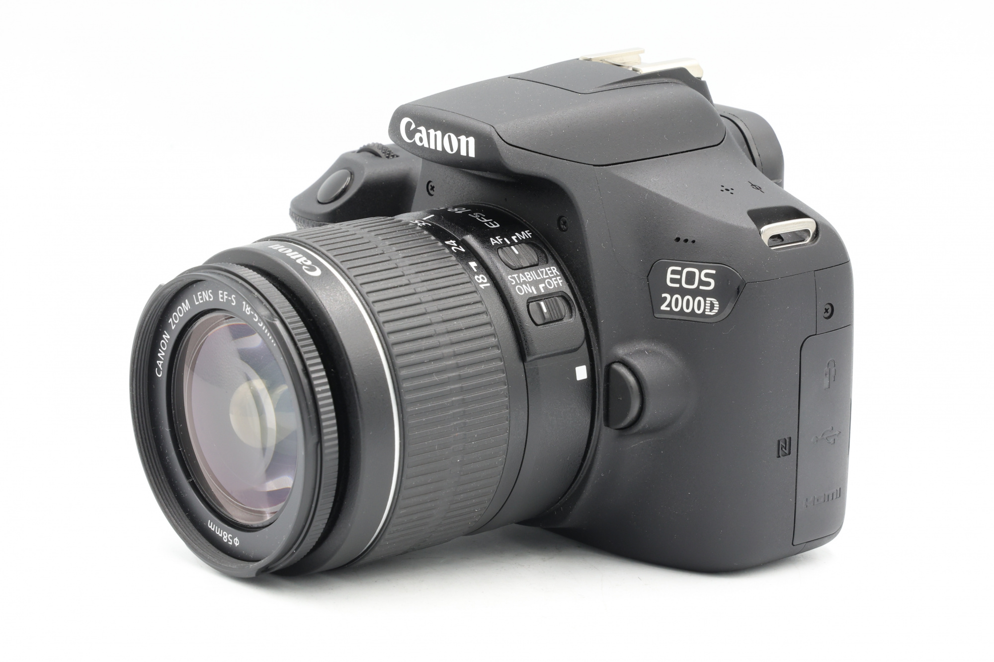 Зеркальный фотоаппарат Canon EOS 2000D Kit EF-S 18-55mm f/3.5-5.6 IS II (состояние 5) (б/у)