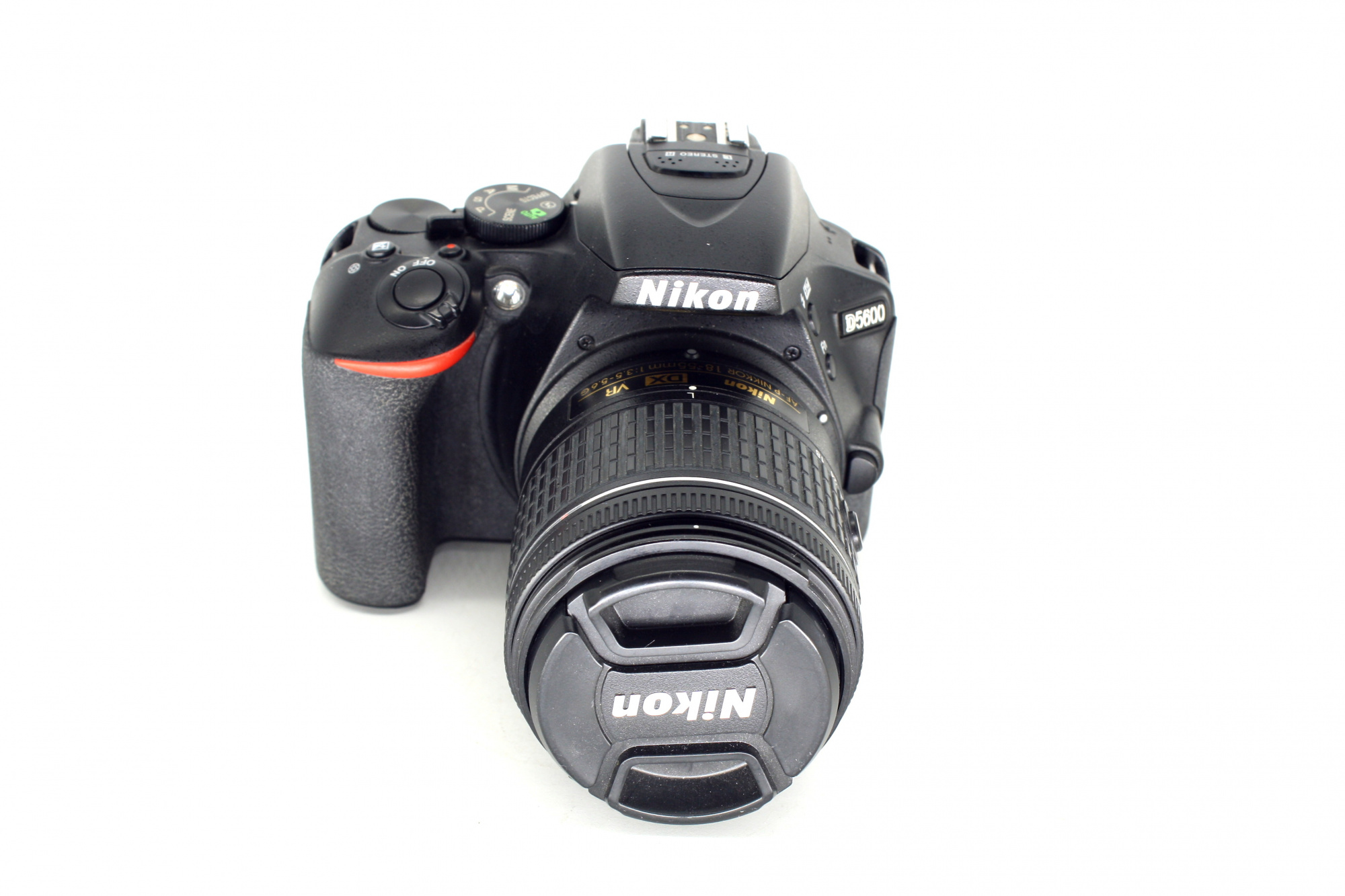 Зеркальный фотоаппарат Nikon D5600 Kit 18-55mm G VR (состояние 4+) (б/у)