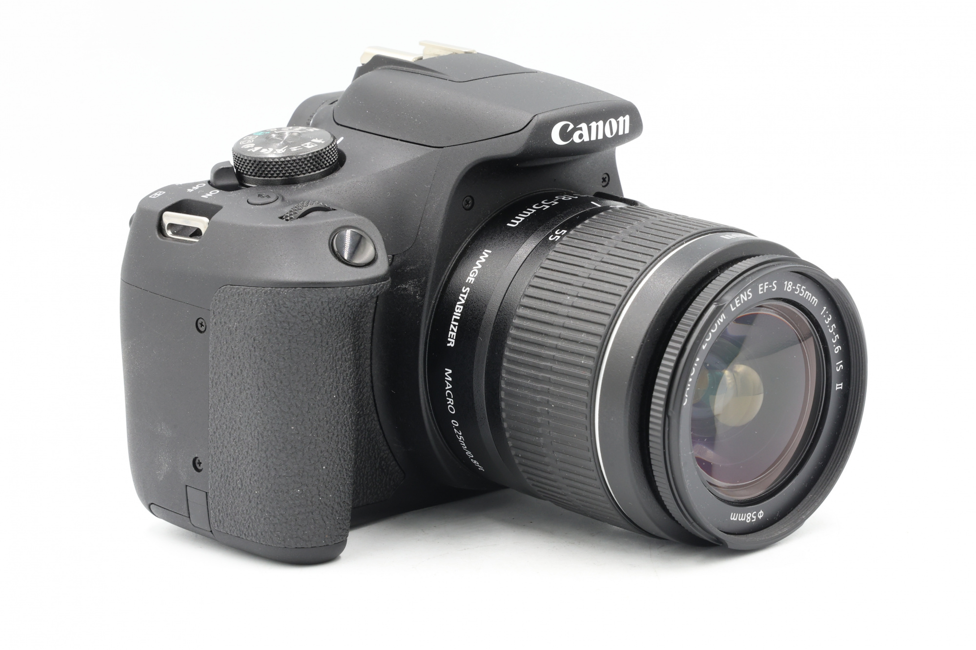 Зеркальный фотоаппарат Canon EOS 2000D Kit EF-S 18-55mm f/3.5-5.6 IS II (состояние 5) (б/у)